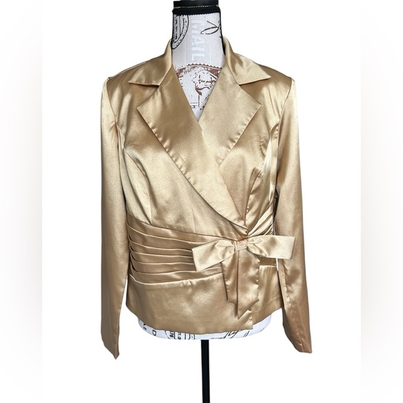 Bay Studio Evenings Vintage Gold Satin Overcoat size medium - Picture 1 of 8